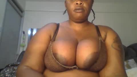 sweetbaby46 online show from October 2025 03:18:02 AM