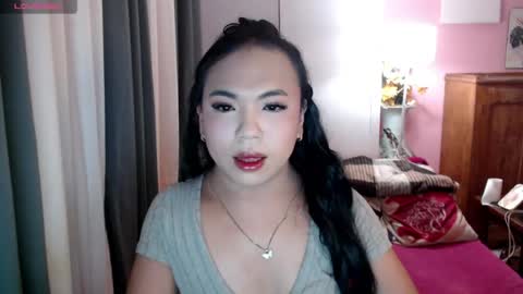 SweetAnna online show from July 2026 12:09:02 PM