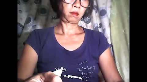 Snapshot of sweetbella24 chatting on November 2025 01:35:02 PM im anne online show from November 2025 01:35:02 PM