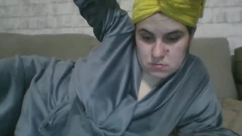 sweetbesty5322 online show from February 2026 07:12:01 PM