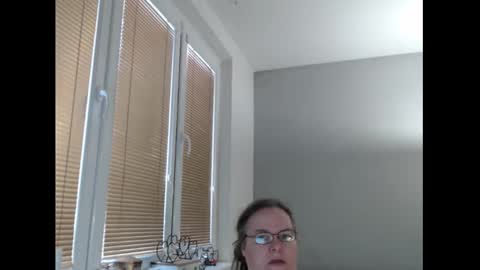 Sweetboobs85h online show from January 2026 08:30:01 AM