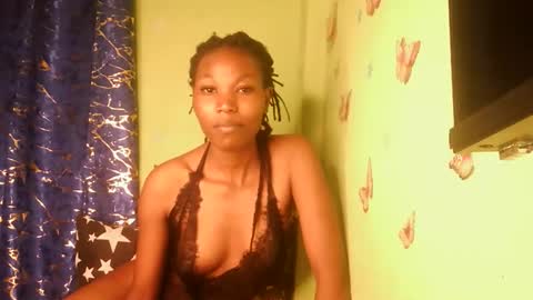 sweetcandy910 online show from February 2026 07:37:01 PM