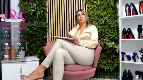 Cherry online show from November 2025 06:56:02 AM