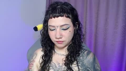 Snapshot of sweetcrime chatting on May 2026 04:32:02 AM Independent model online show from May 2026 04:32:02 AM