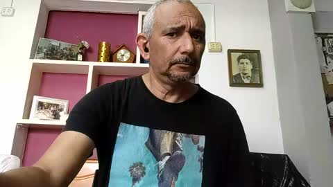 sweetcuervo independent model online show from April 2026 04:54:01 PM