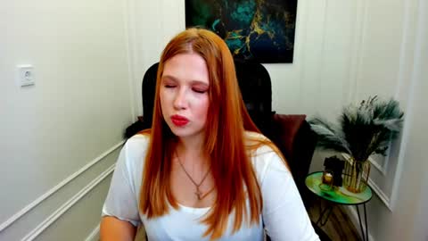 Snapshot of sweetdaylight chatting on May 2026 07:32:02 PM sweetdaylight online show from May 2026 07:32:02 PM