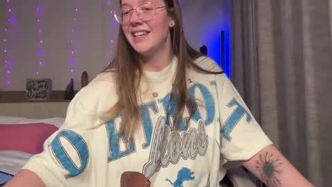 Delilah Samson online show from December 2024 07:54:02 AM