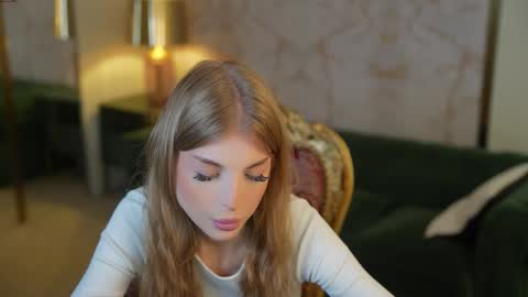 Amelia online show from September 2025 06:51:02 AM