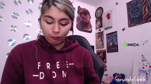 Abril online show from February 2025 02:55:02 PM