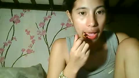 Snapshot of sweetdimple69 chatting on September 2025 12:28:02 PM sweetdimple69 online show from September 2025 12:28:02 PM