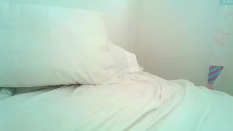 Snapshot of sweetdoll6 chatting on November 2025 08:52:02 PM Sweet Doll online show from November 2025 08:52:02 PM