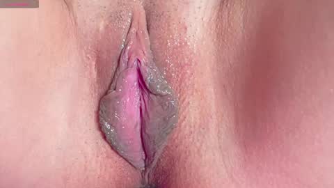 Erika online show from March 2026 07:53:02 PM