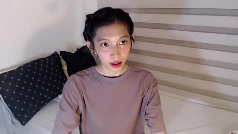 Snapshot of sweetestcelest chatting on June 2026 01:50:01 AM Celest online show from June 2026 01:50:01 AM