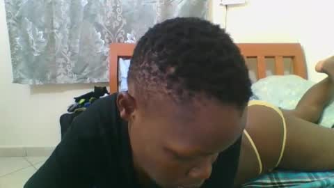 Snapshot of sweetgal2025 chatting on December 2025 09:53:01 PM EUNICE online show from December 2025 09:53:01 PM