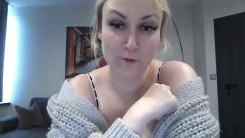 sweetgermangoddess online show from October 2025 09:40:01 AM