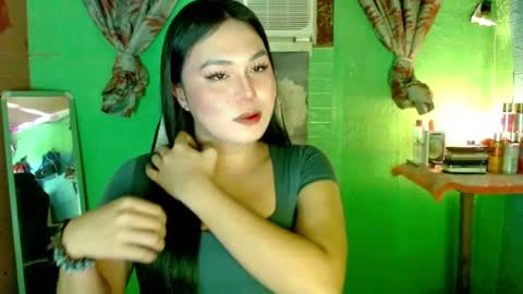 Kathy  online show from April 2026 01:43:02 PM