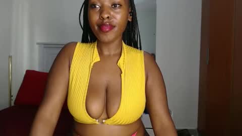 Snapshot of sweetice_01 chatting on May 2026 05:14:02 AM euny online show from May 2026 05:14:02 AM