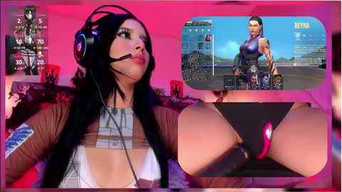 sweetie_cloe online show from November 2025 09:39:02 PM