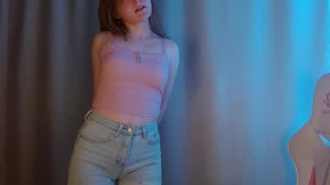 Annie online show from March 2026 08:35:02 PM