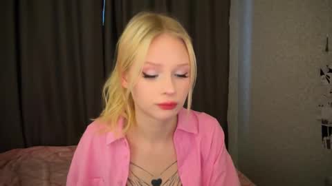 sweetie Lisa3 online show from January 2025 05:15:02 AM