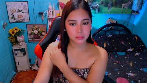 Snapshot of sweetienicole chatting on January 2025 09:18:02 PM Nicole online show from January 2025 09:18:02 PM