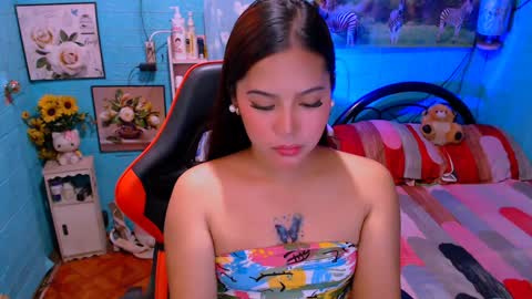 Snapshot of sweetienicole chatting on January 2025 01:27:01 AM Nicole online show from January 2025 01:27:01 AM