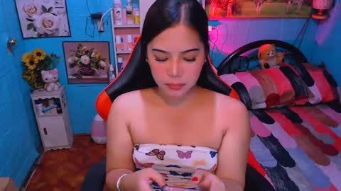 Snapshot of sweetienicole chatting on February 2025 08:01:01 AM Nicole online show from February 2025 08:01:01 AM