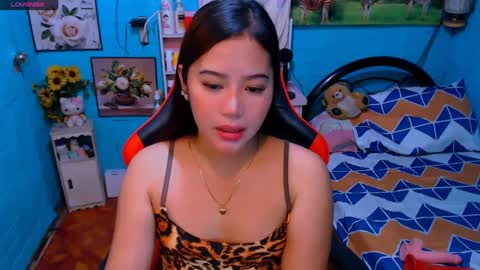 Snapshot of sweetienicole chatting on March 2025 09:06:02 PM Nicole online show from March 2025 09:06:02 PM