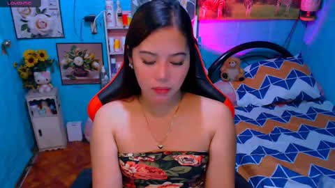 Snapshot of sweetienicole chatting on March 2025 10:02:02 PM Nicole online show from March 2025 10:02:02 PM