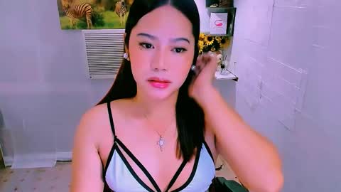 Snapshot of sweetienicole chatting on October 2025 12:11:01 AM Nicole online show from October 2025 12:11:01 AM