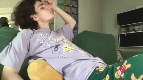 Snapshot of sweetieskitties chatting on December 2025 09:03:02 AM SweetiesKitties online show from December 2025 09:03:02 AM