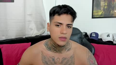 SWEETLATINBOY  online show from April 2026 09:37:02 PM