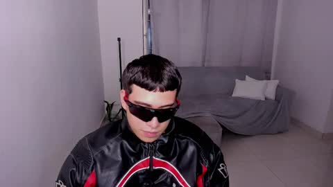 Snapshot of sweetlian_04 chatting on February 2025 08:39:01 AM Lian online show from February 2025 08:39:01 AM