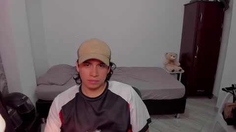 Snapshot of sweetlian_04 chatting on February 2026 04:27:02 AM Lian online show from February 2026 04:27:02 AM