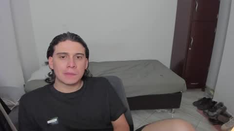 Snapshot of sweetlian_04 chatting on May 2026 12:41:02 AM Lian online show from May 2026 12:41:02 AM