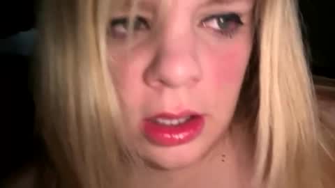 Lisa  online show from April 2026 11:03:02 AM