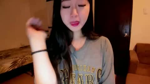 Snapshot of sweetlovepinay04 chatting on October 2025 02:34:01 AM Zoe online show from October 2025 02:34:01 AM