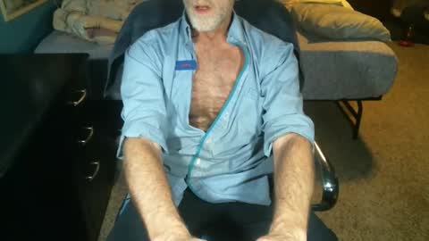 Michael online show from November 2025 01:10:01 PM