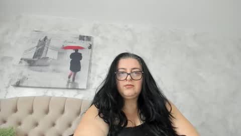 Snapshot of sweetmiki9 chatting on May 2026 11:06:01 AM sweetmiki9 online show from May 2026 11:06:01 AM