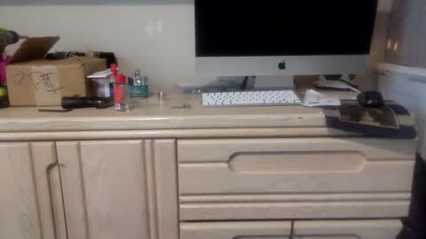 WeAim2PZzz online show from December 2024 06:42:02 PM