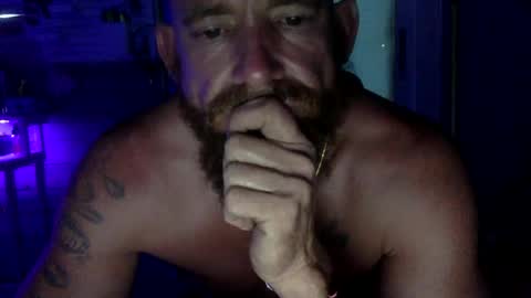 WeAim2PZzz online show from February 2025 01:24:01 PM