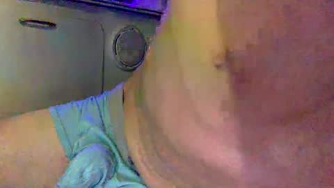 WeAim2PZzz online show from February 2025 02:26:01 AM