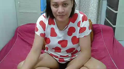 Snapshot of sweetpearlts4u chatting on November 2025 01:15:02 AM sam online show from November 2025 01:15:02 AM