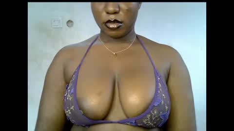 Snapshot of sweetpetitgirl chatting on July 2026 08:30:01 AM LILY BRANDY online show from July 2026 08:30:01 AM