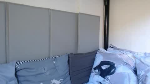 Snapshot of sweetraffy18 chatting on September 2025 12:25:01 AM Raffy online show from September 2025 12:25:01 AM