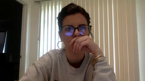 Snapshot of sweetriddance chatting on December 2025 04:45:02 PM sweetriddance online show from December 2025 04:45:02 PM