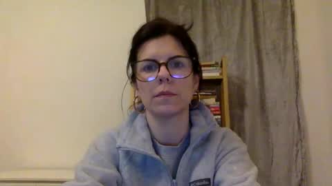 sweetriddance online show from December 2025 01:05:01 PM