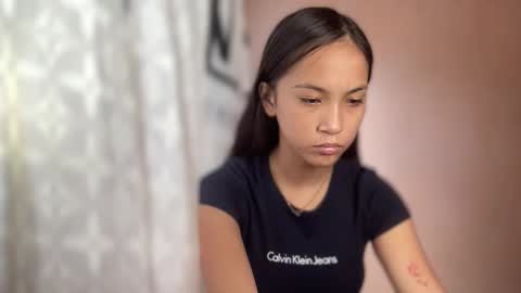 Snapshot of sweetsexy_miax chatting on February 2026 02:07:02 AM Mia online show from February 2026 02:07:02 AM