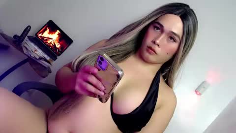 Snapshot of sweetsexybabe1 chatting on May 2026 01:29:02 PM JUST CALL ME BABE online show from May 2026 01:29:02 PM
