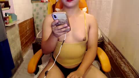 Snapshot of sweetsofia24 chatting on January 2025 06:14:01 PM Sofia online show from January 2025 06:14:01 PM